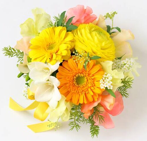 一歩を踏み出して新しい自分を見つけたイメージ